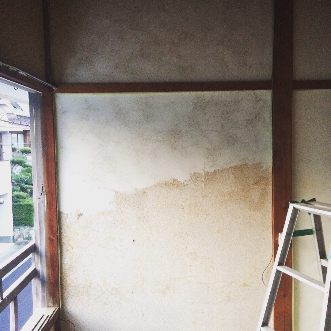 古い和室の土壁の上に漆喰を塗る Diy女子ブログ