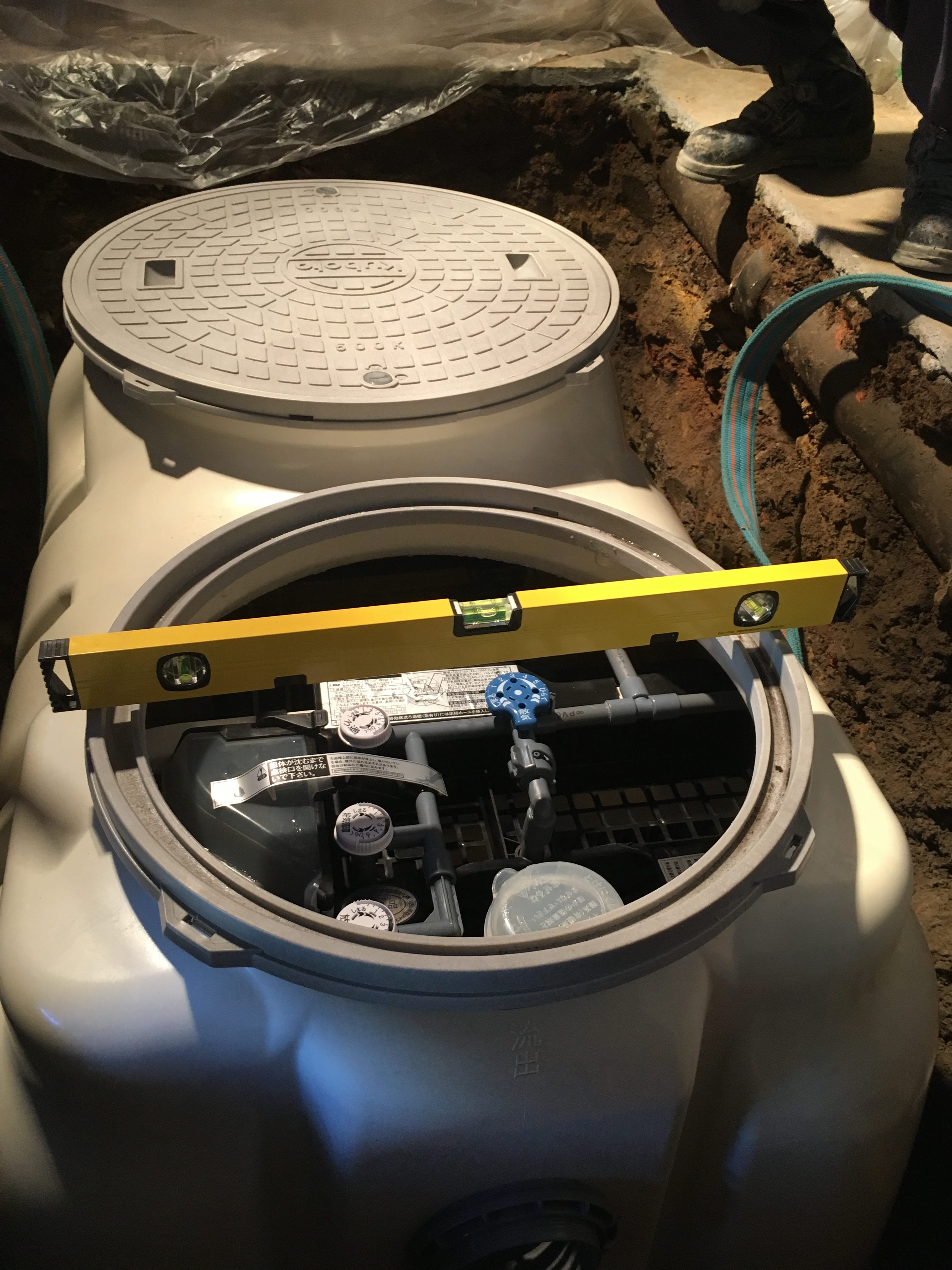 作業日誌9 トイレの合併浄化槽を地中に設置 Diy女子ブログ