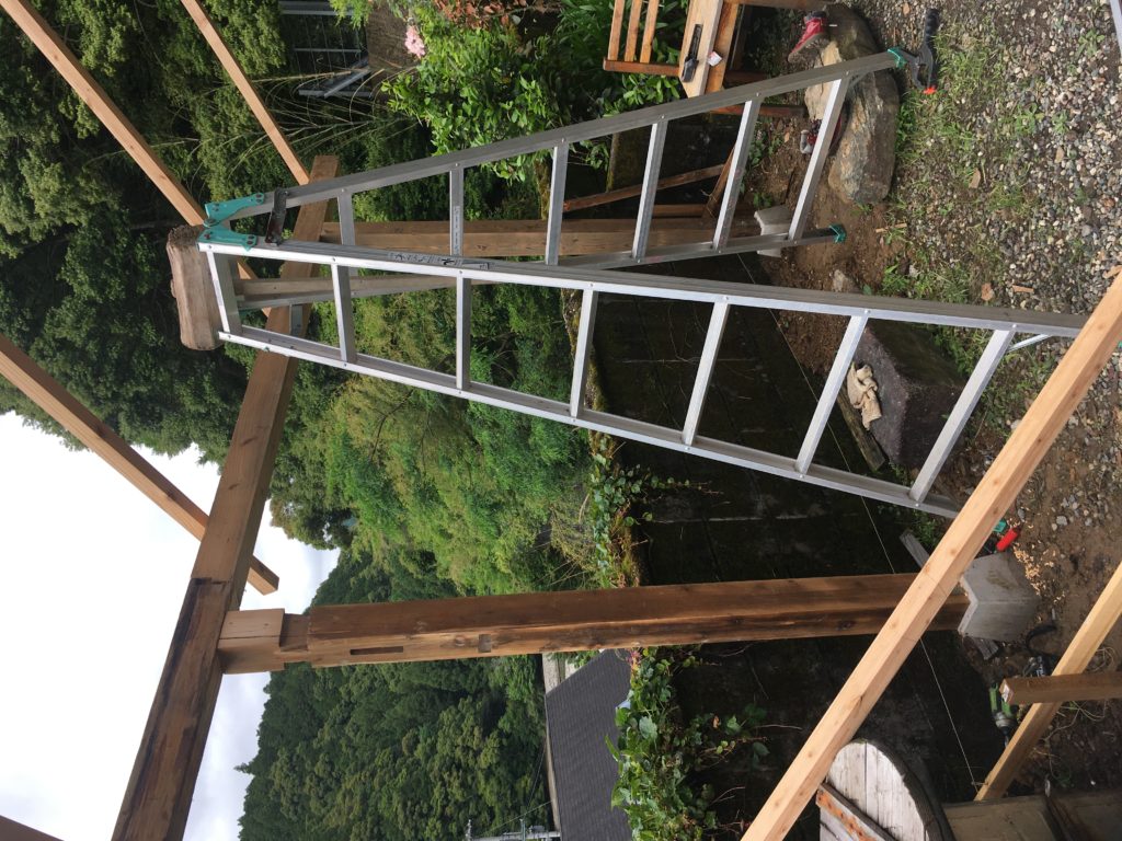 軒下を延長して庇(ひさし)をDIY 玄関前編 その1 | DIY女子ブログ